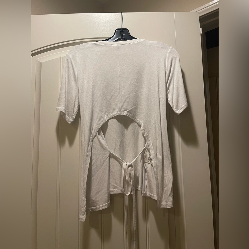 BCBGeneration White tie-back T-shirt - Picture 4 of 4